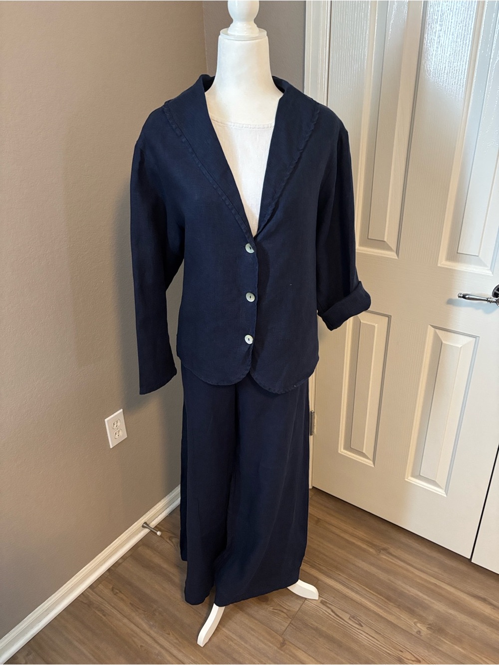 Linen bryn Walker - Women's Lightweight Button Front Jacket-Navy